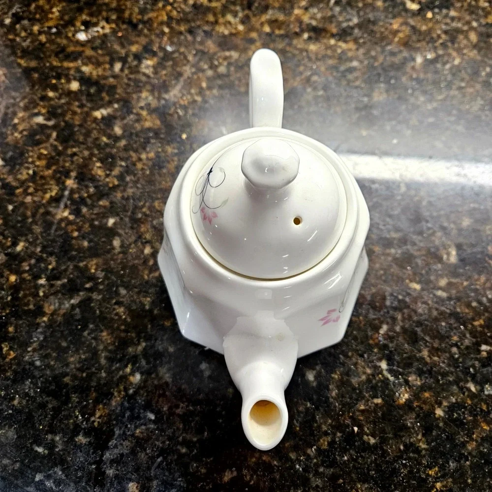 Kai‎ Cheng Ci Ye Teapot Small White Pink Floral Ceramic Hexagonal Tea Pot Lid